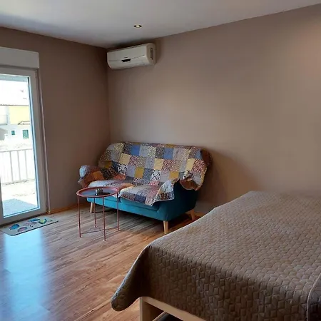 Ferienwohnung In Mit Grill, Garten Und Terrasse